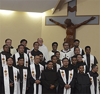 MG2015Web200