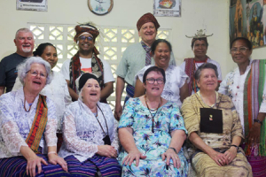 Aussie Lay Carmelites visit Timor-Leste
